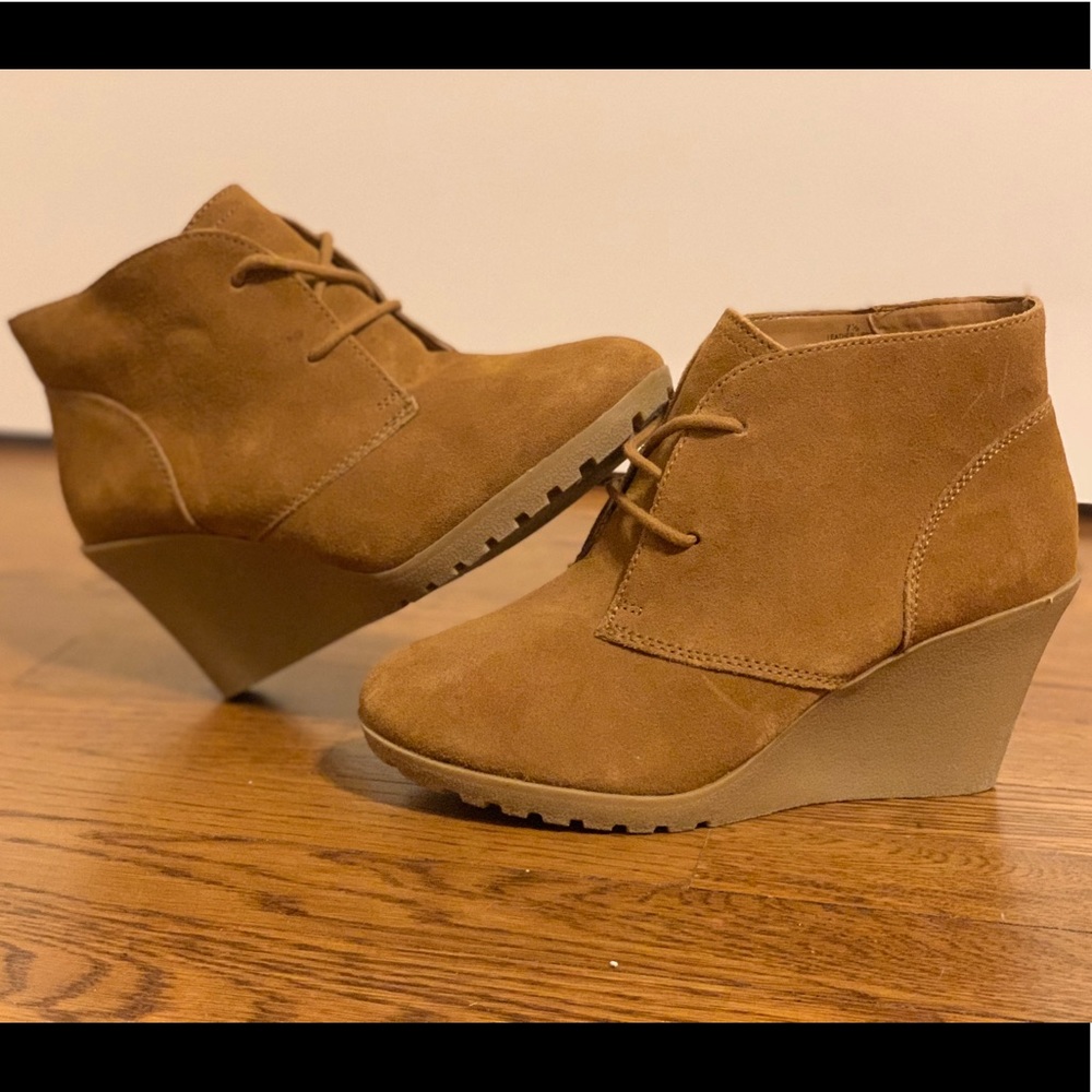 Merona Tan Suede Wedge Ankle Booties Boots